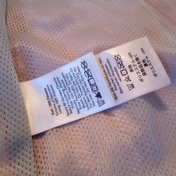 Eddie Bauer women's rain jacket, size XS - Picture 13 of 16